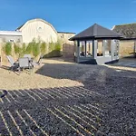 Yellow Stone Farm And Semesterbostad Clonbrown